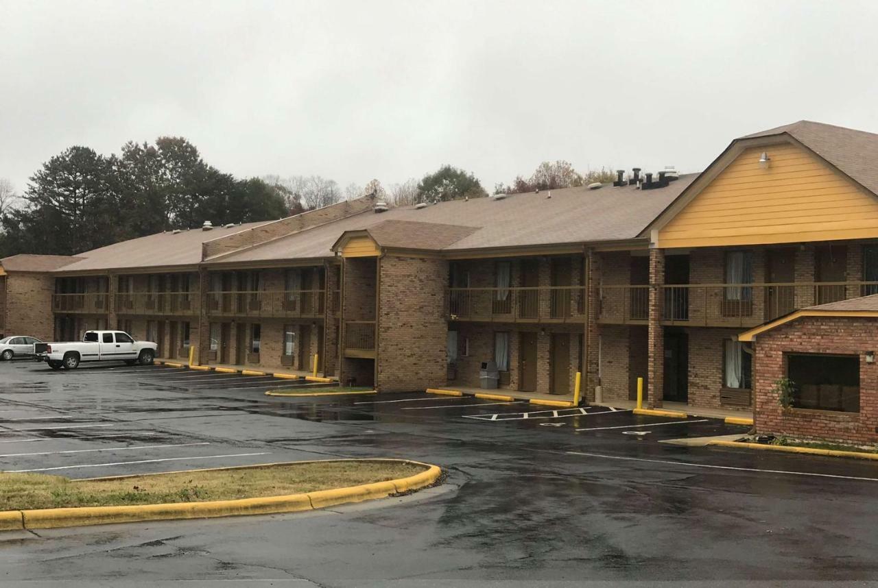 Days Inn By Wyndham King-Winston Salem Area Exterior foto